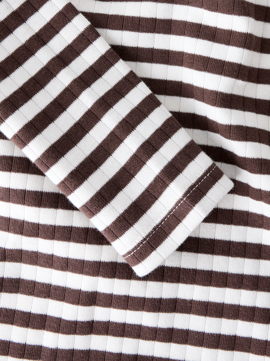 model_shot-front_full